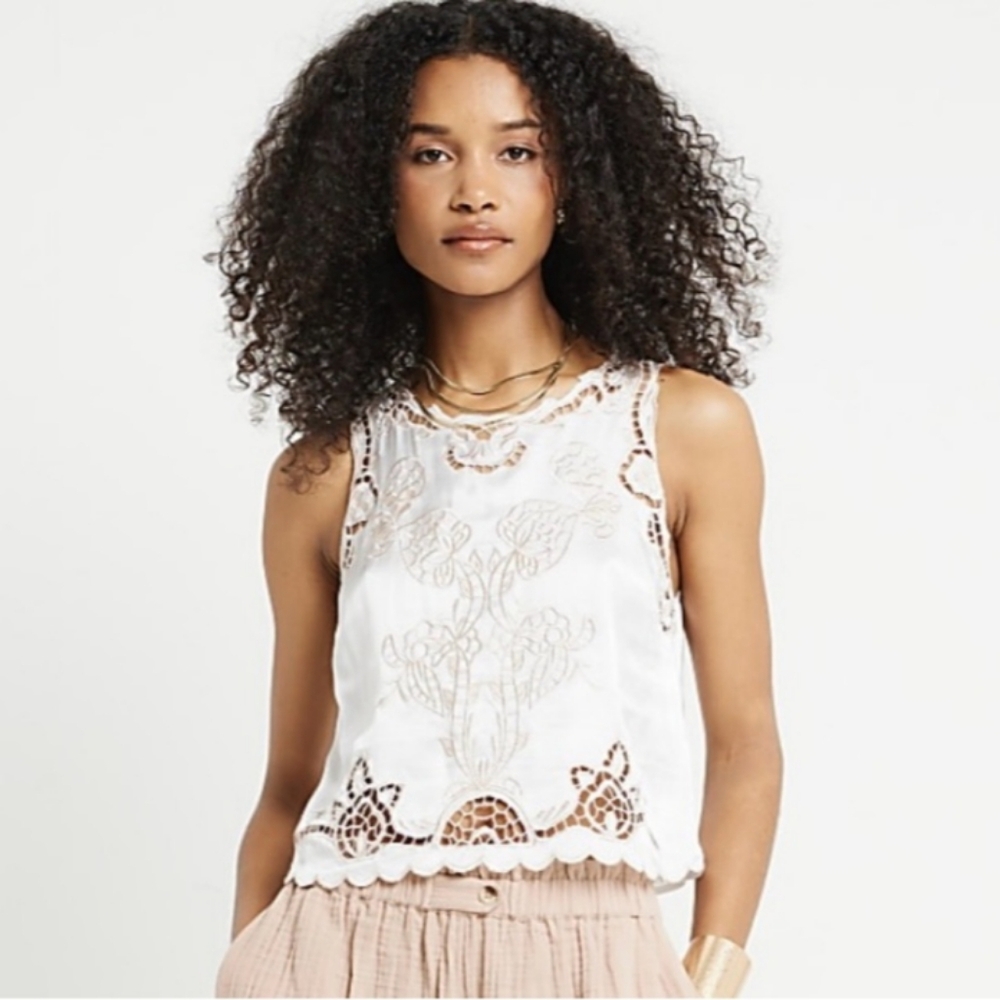 New River Island Antique Cream Lace Style Tank Top Size Extra Small.